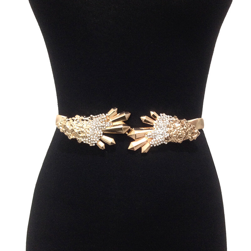 Bg-244 Trendy designer GOLD CHAIN Belt สำหรับชุดหญิง Luxury Rhinestone หัวเข็มขัดเอวยืดเข็มขัดแต่งงานสำหรับผู้หญิงออนไลน์