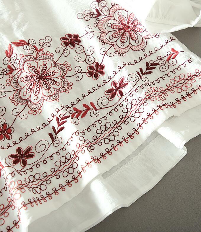 女性の春夏ヴィンテージ刺繍コットンシャツ女性カジュアルルースシックな綿シャツブラウス tb060