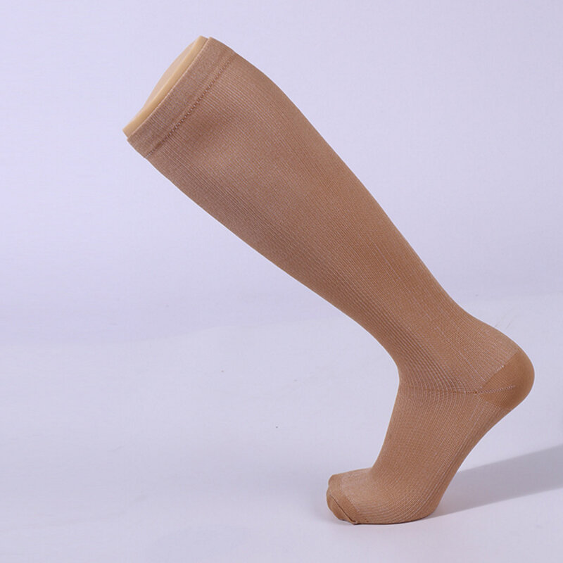 1คู่ถุงเท้ากันกระแทกสำหรับผู้ชายผู้หญิงพยาบาลสำเร็จการศึกษา Nursing Travel ความดันการไหลเวียนโลหิต Anti-Fatigu เข่าถุงเท้าสูง
