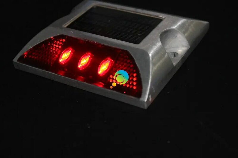 Ổn định chế độ IP68 đường không thấm nước stud vỏ nhôm một bên vàng LED light đường đánh dấu