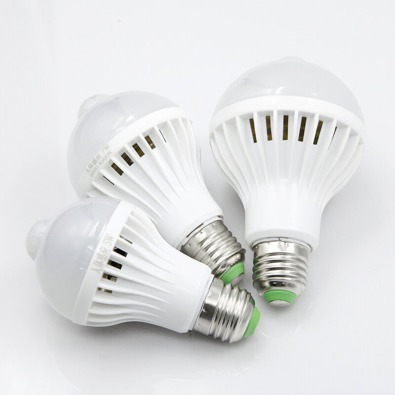 LED lampe PIR Infrarot Motion/Sound + Licht Sensor Control E27 3w 5w 7w 9w 12w automatische Smart Sensor Weiß Lampada Led-lampe licht