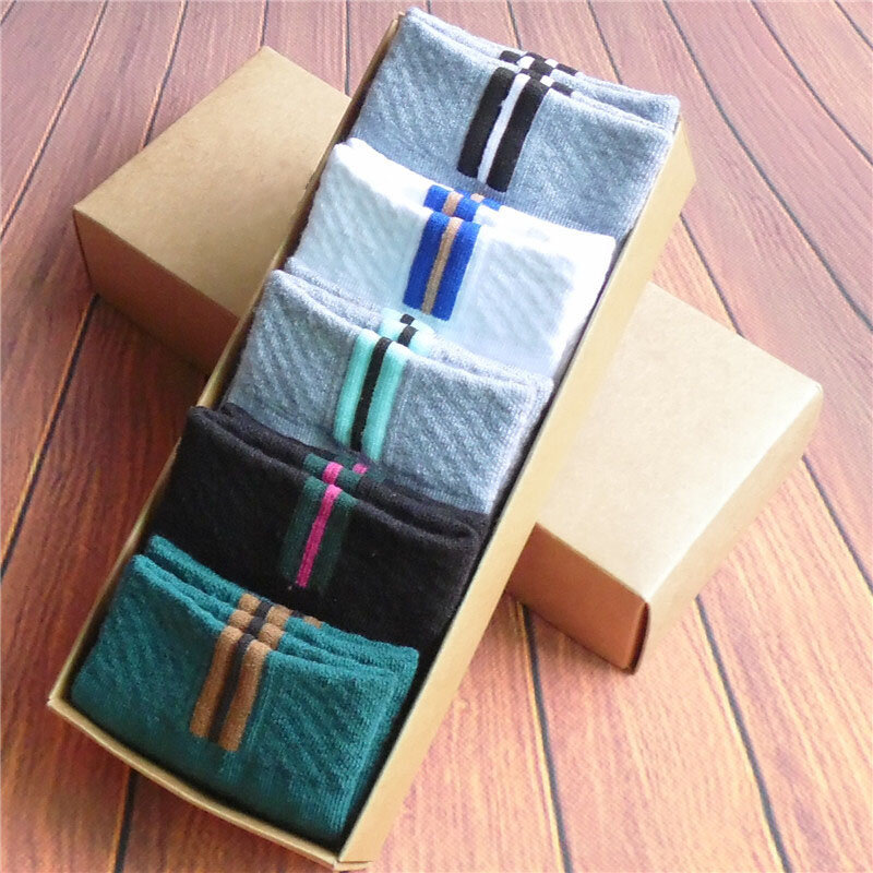 New Arrival Gift Box 5 Pairs Men Colorful Patchwork Socks Meias Winter Spring Calcetine Sock Breathable Cotton Male Socks