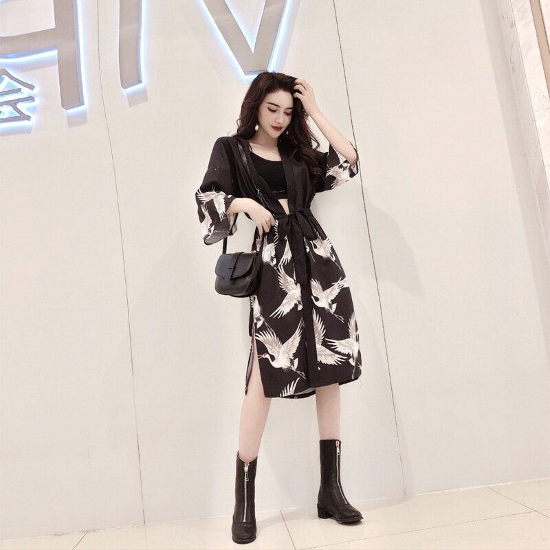 Kimono Cardigan Wanita 2019 Kemeja Panjang Pakaian Wanita Atasan dan Blus Harajuku Jepang Kawaii Streetwear Kemeja DD001