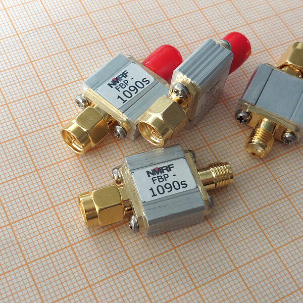 1090MHz ADS-B aviation frequency band Bandpass SAW filter with bandwidth 8MHz and SMA interface