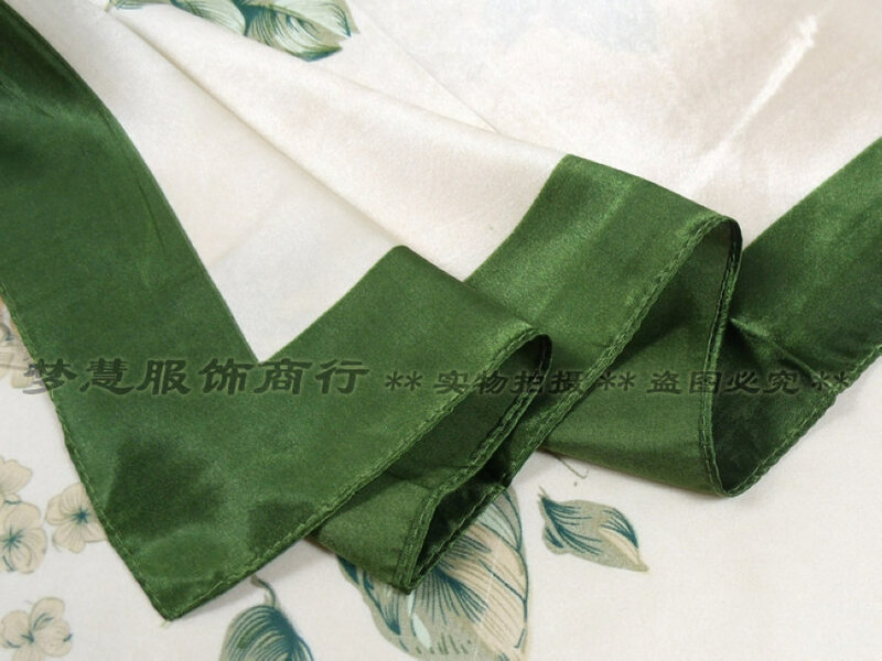 Lenco-bufanda de seda Rosa estampada para mujer, chal de satén Multicolor de 90x90cm, pañuelo de moda para primavera