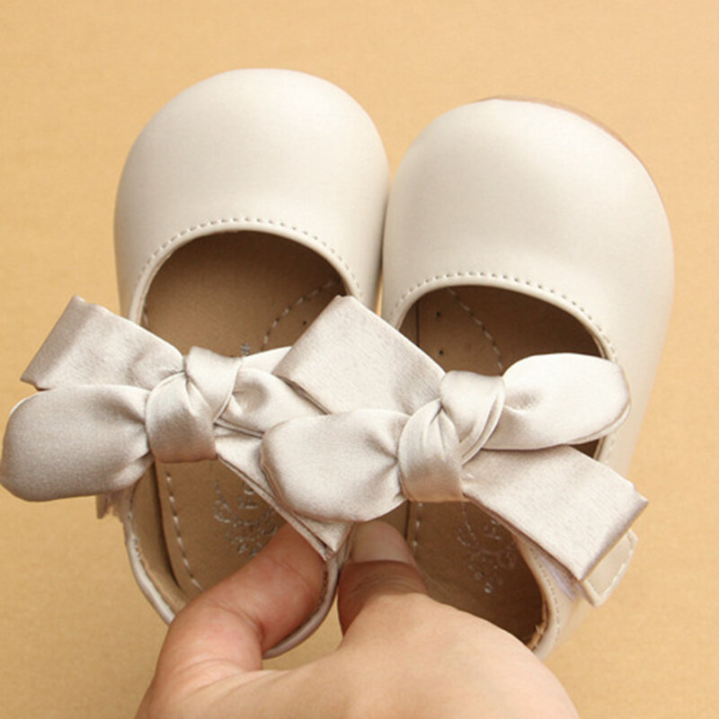 Chinesischen Stil Bogen-Knoten Baby Neugeborenen Kleinkind Mädchen Krippe Schuhe Pram Weiche Sohle Prewalker Anti-slip Baby Schuhe