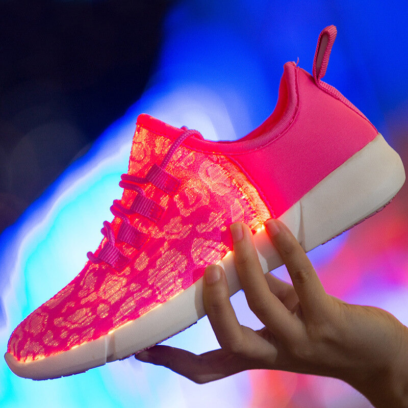 Garçon filles chaussures lumineuses LED enfants chaussures décontractées USB Recharge brillant baskets hommes femmes allumer chaussures chaussures de sport taille 25-46