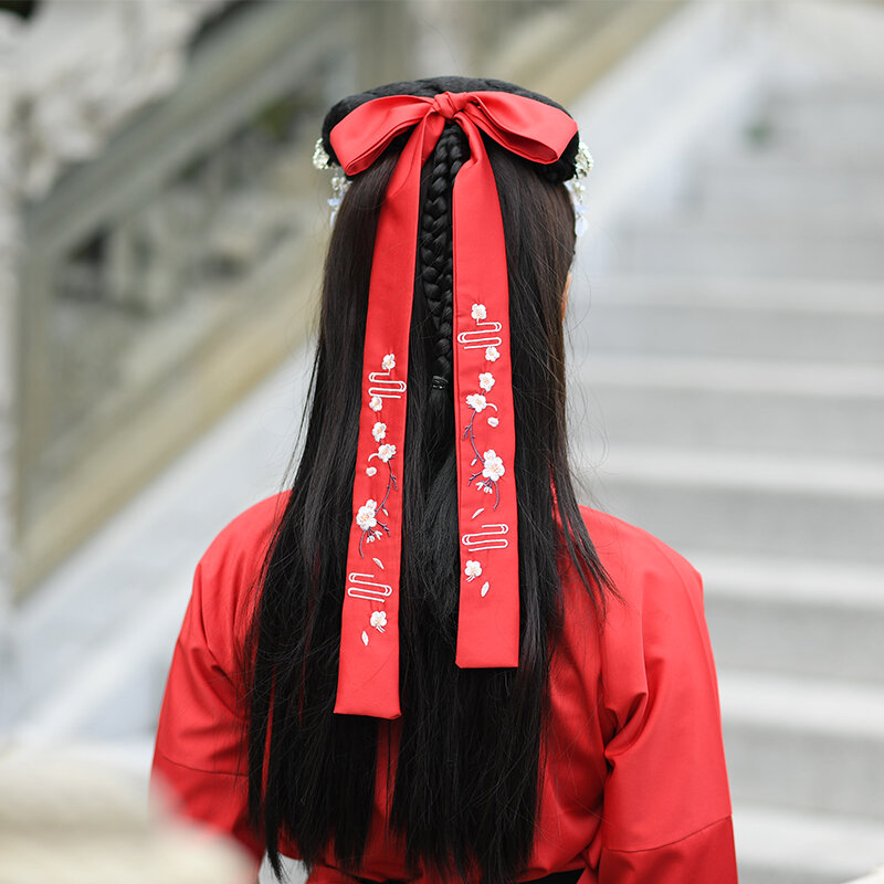 W stylu etnicznym hanfu zasługują na rolę Wu Xiafeng haftowane wysłać ołowiu z sznurowane w stylu etnicznym antyczna biżuteria