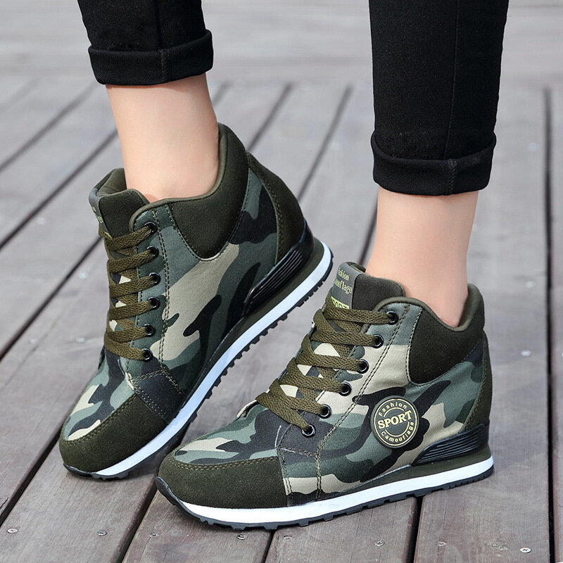 Zapatos de lona con cordones de Moda de Primavera 2019 para mujer, zapatillas de plataforma de cuña de camuflaje verde militar para mujer, zapatos casuales de otoño