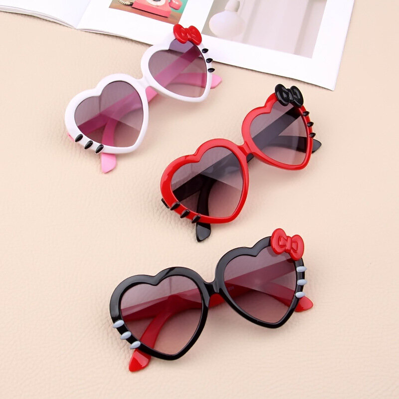 Gafas de sol con forma de corazón para niños y niñas, anteojos de sol encantadores para bebés, UA400