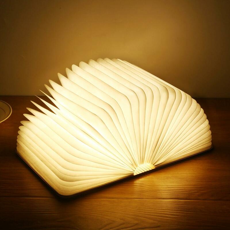 Lampu Meja Lampu Buku LED PU Kayu 3D Lampu Buku LED USB Isi Ulang Magnetis 3-Warna Lampu Meja Pemesanan Malam Dapat Dilipat