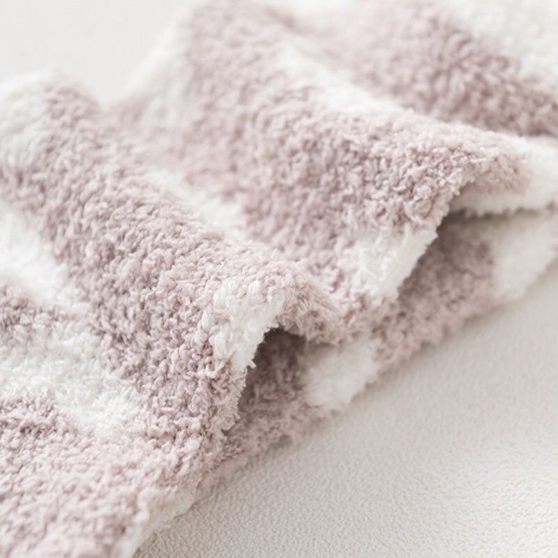 Calcetines tobilleros de algodón para mujer, medias gruesas, estilo Kawaii, con corazones, suaves y esponjosos, para invierno