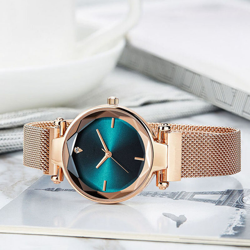 Großhandel Uhren Frauen Quarz Magnetic Strass Casual Damen Armbanduhren Top Verkauf Kreative Neue 2019 Bajan Kol Saati