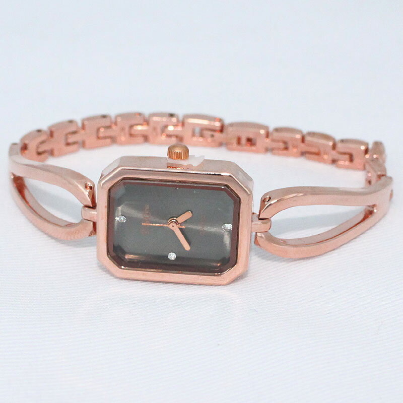 Reloj de pulsera cuadrado de acero inoxidable para mujer, reloj de pulsera informal, elegante, Popular, 4 colores a elegir, z13