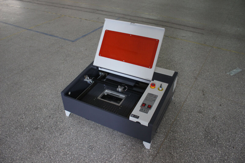 Nieuwe Machine CNC Cutter Lasersnijmachine Voor, Rubber, Steen, Hout