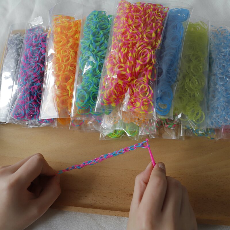 1800pc DIY zabawki gumowe bransoletki z gumek zestaw Kid DIY bransoletka silikonowe opaski gumowe elastyczne splot bransoletki z gumek zabawki dla dzieci towary