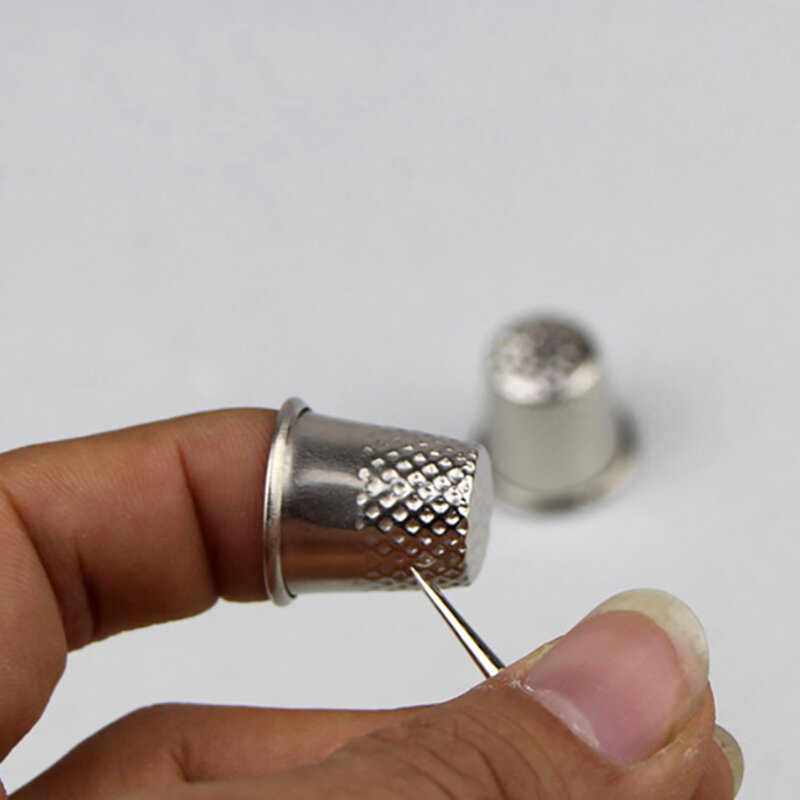 1 szt. Szycie naparstki metalowy ochraniacz na palce ręcznie pracujący krawiec Pin CushionTools DIY igły akcesoria rzemieślnicze