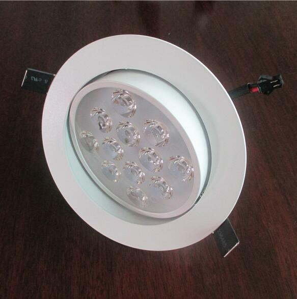 Spot lumineux LED blanc à intensité réglable, éclairage d'intérieur, luminaire décoratif de plafond, idéal pour une salle de bain, un salon ou une cuisine, 15/21W