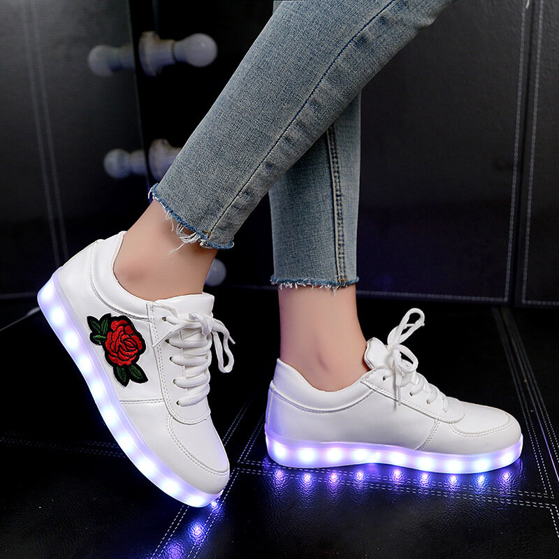 Krasovki zapatillas luminosas con luz Led para niños y niñas, zapatillas iluminadas por USB, zapatos brillantes con suela ligera