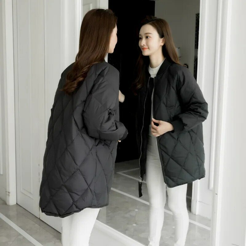 女性のための暖かい厚い白い秋のジャケット,新しい2023,冬の秋のコート,暖かい女性のためのミディの衣服