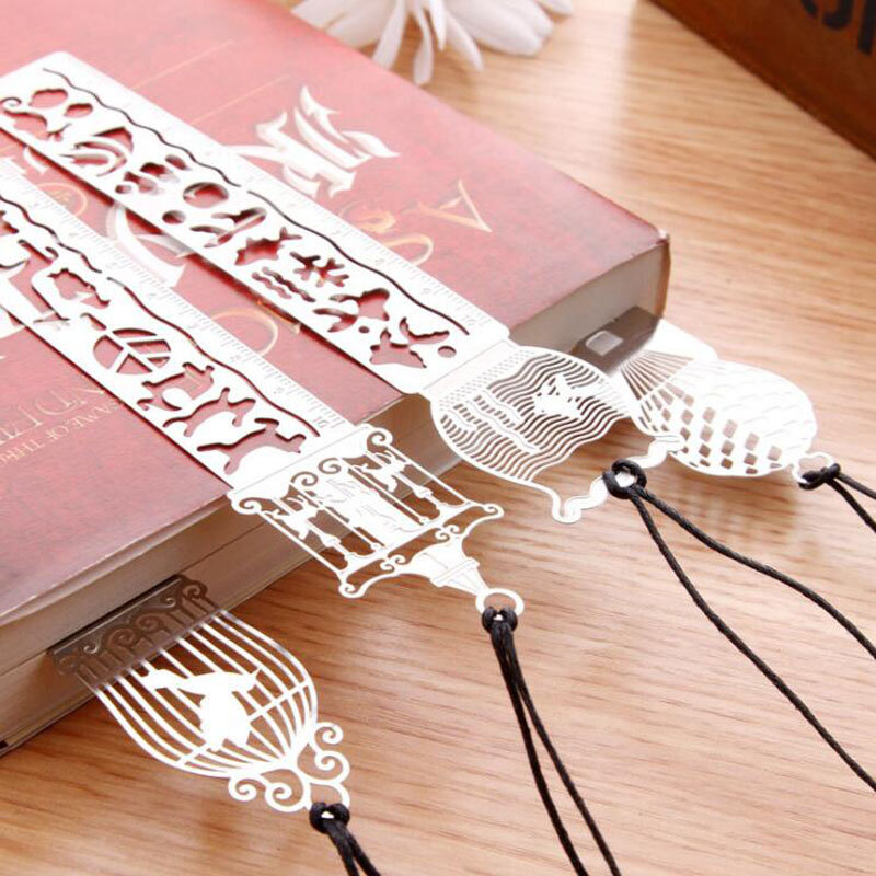 Marcador de libros de Metal calado bonito, regla Kawaii, accesorios, icono de pintura exquisito, suministros escolares de oficina, papelería coreana