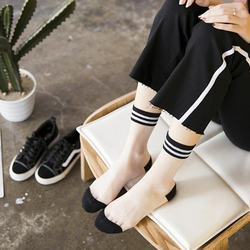 Harajuku japonés calcetines tobilleros chicas Hipster verano fino fibra de vidrio transparente empalme Arco Iris rayas Top calcetines cortos