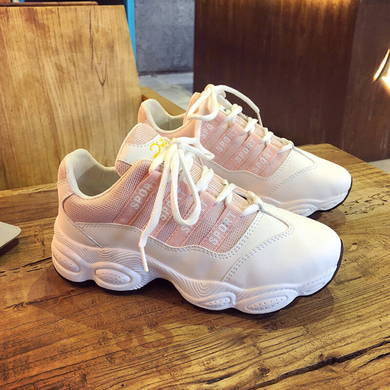 Printemps nouvelles chaussures décontractées uniques femmes étudiants Harajuku Super chaud Chic chaussures de sport montrent gracieuse doux femmes chaussures blanches