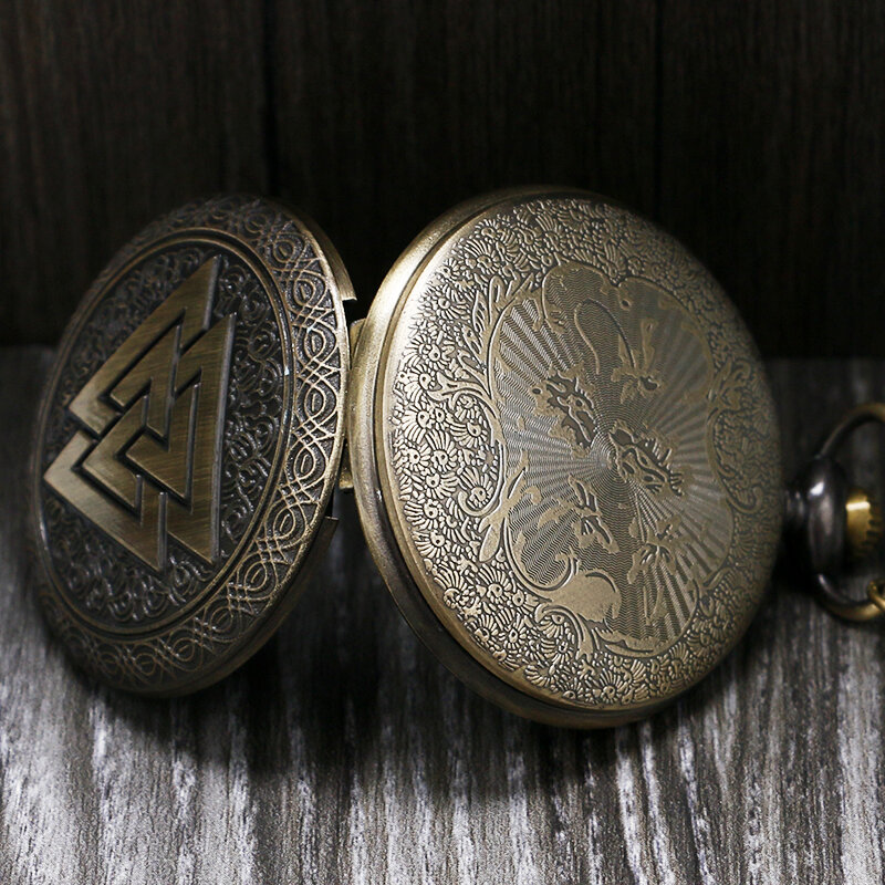 Vintage trójkąt Valknut Norse Vikings brązowy zegarek kieszonkowy kwarcowy naszyjnik łańcuch trzy blokujące zegarek Fob prezent dla przyjaciółki