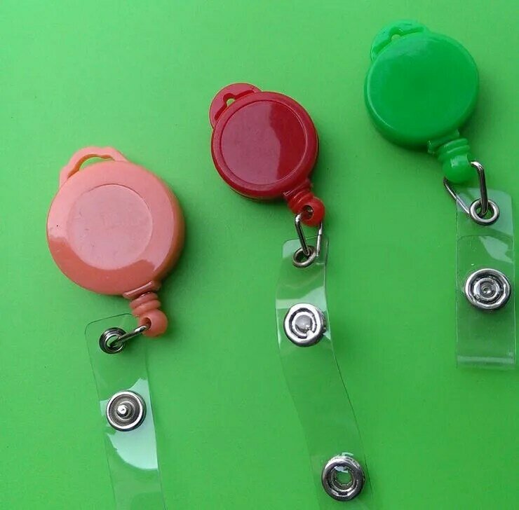 Porte-badge d'identification rétractable avec clip de ceinture pour keys-ids-badges 20 couleurs prix de gros