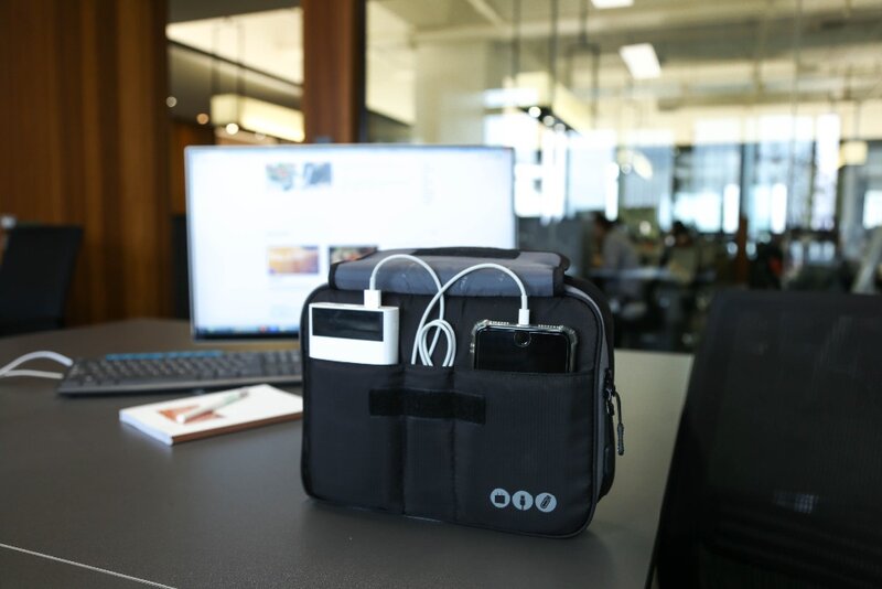 Дорожная электронная сумка-Органайзер, двухслойная сумка для хранения, вместительная сумка для iPad Kindle, адаптер питания