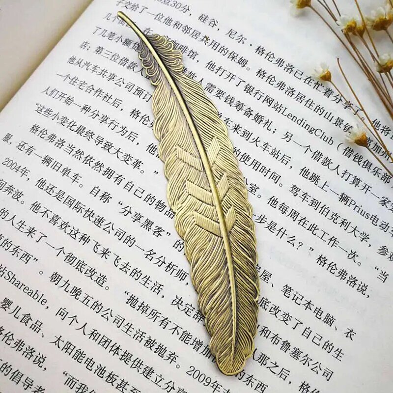 Marcapáginas de Metal de plumas de Mariposa Negra Kawaii para libro, artículos creativos, regalo de papelería coreana encantador, envío directo