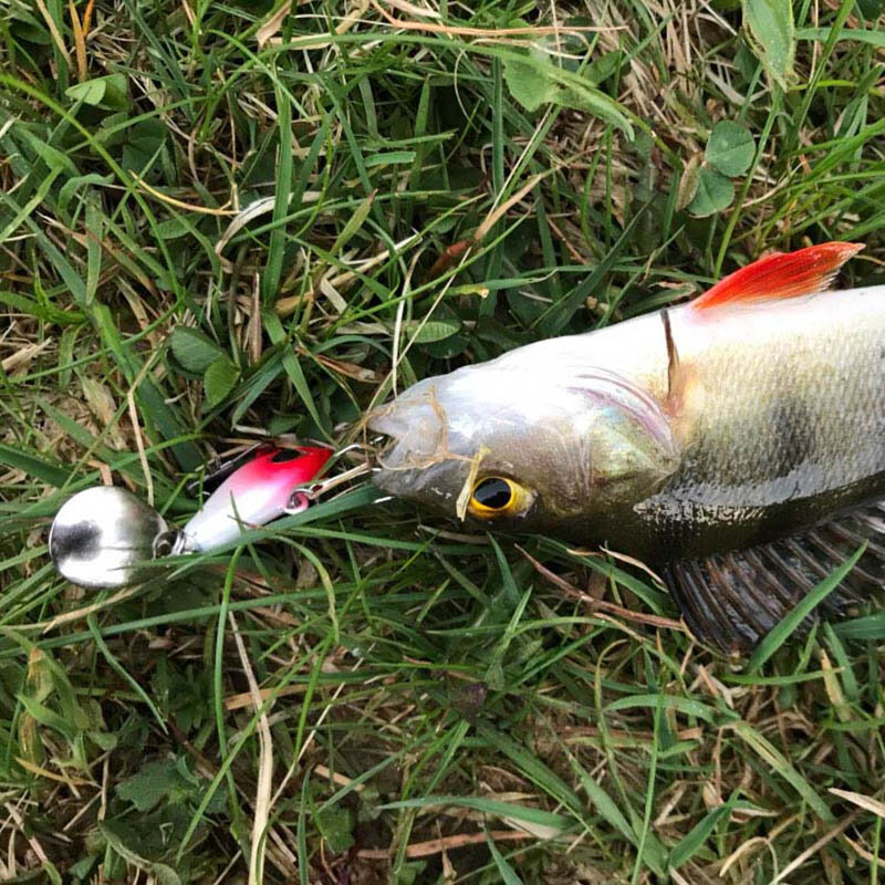 OUTKIT โลหะใหม่ Mini VIB ช้อนตกปลา Lure 6g10g17g25g 2Cm Fishing Tackle Pin Crankbait การสั่นสะเทือน Spinner เหยื่อ