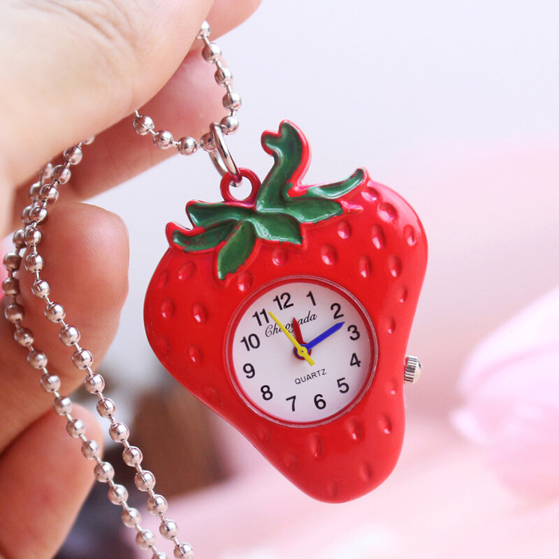 2024 소녀 여성용 만화 포켓 목걸이 쿼츠 시계, 크리에이티브 키 체인, 사랑스러운 개성, 빨간 딸기 전자 시계