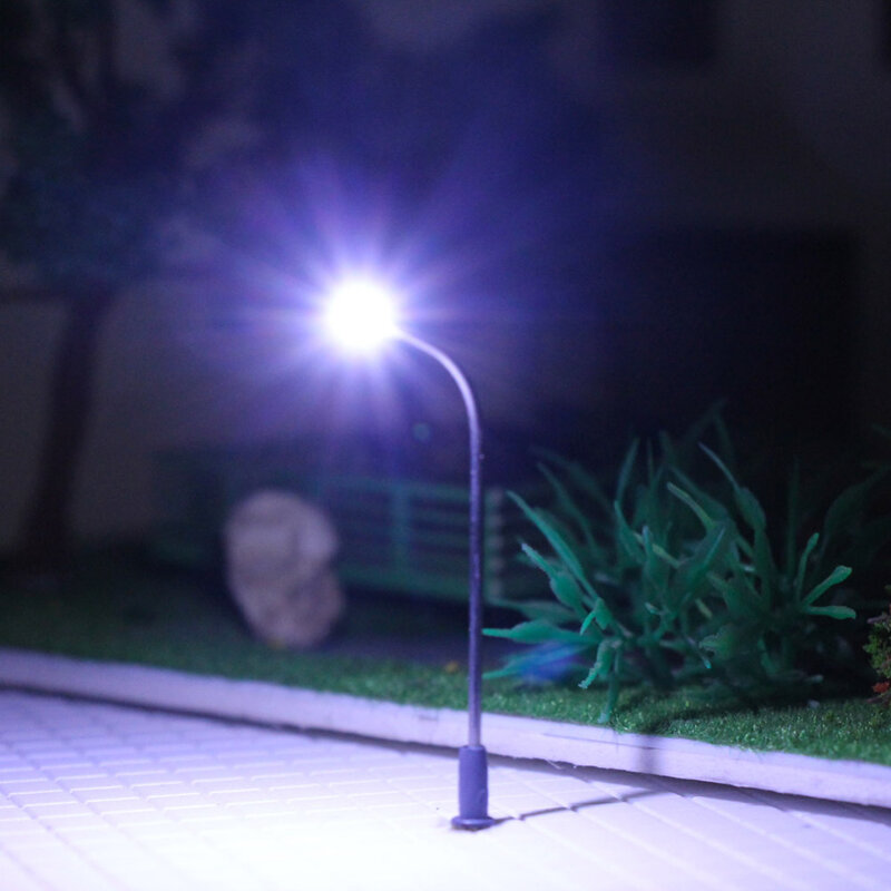 Evemodel-Lámparas de calle de Metal LQS05, 10 piezas, modelo de trenes Z a escala 1:220 LED, blanco cálido y brillante