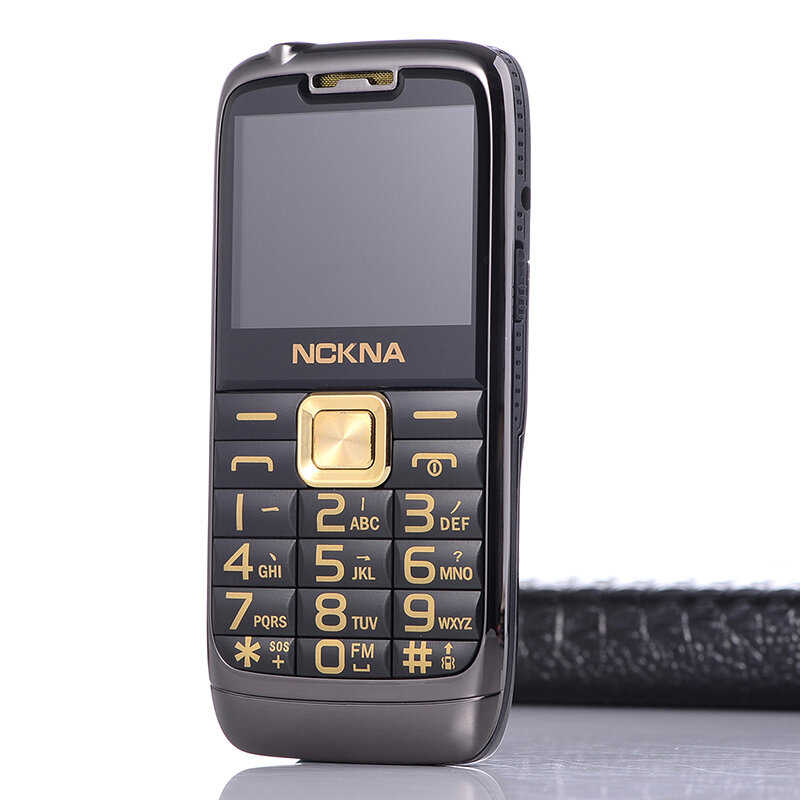 Grande bateria do telefone móvel com lanterna, dois cartões SIM, botão de tela grande, caixa de metal, celular sênior, idosos, sem internet