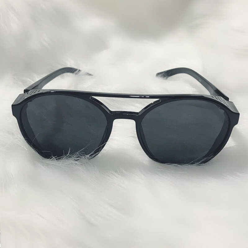 نظارة شمسية كلاسيكية بإطار دائري للرجال والنساء نظارة شمسية بشبكة جانبية بتصميم SteamPunk نظارات أنثوية بألوان الحلوى باللون الأحمر والرمادي نظارات UV400