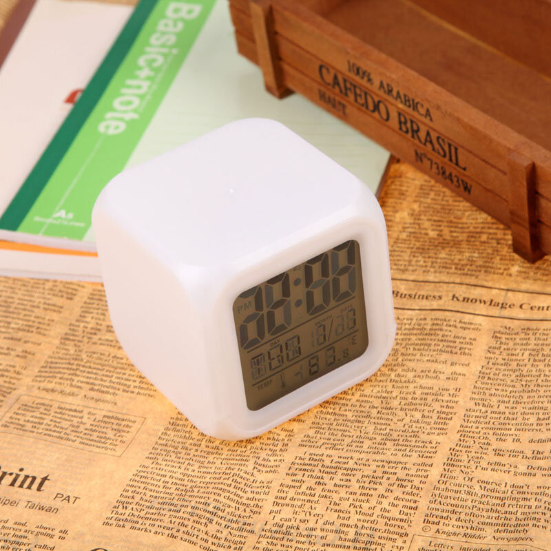 Cyfrowy budzik zmiana koloru wielofunkcyjny projekcji zegar kwadratowy LED zegarek świecący termometr zegar na pulpicie kostki