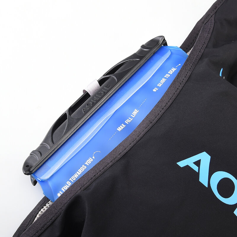 AONIJIE-Mochila con bolsa de agua, chaleco con arnés C933 con compartimento de hidratación, ideal para senderismo, camping, correr maratón, escalada, 5L