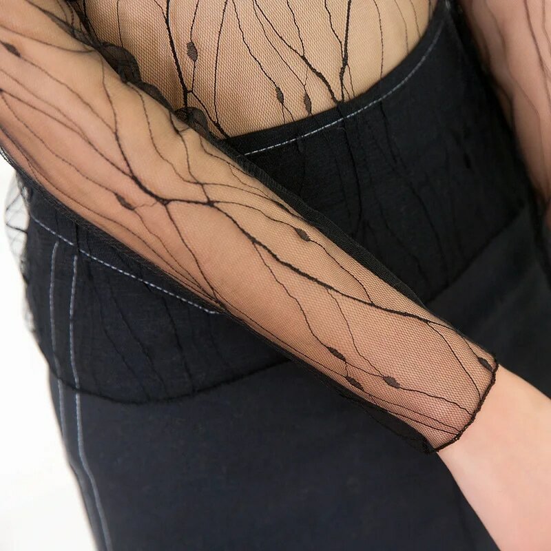 Le donne Sexy vedono attraverso i top in rete trasparente a maniche lunghe camicette a collo alto da donna Slim trasparenti abbigliamento ds051