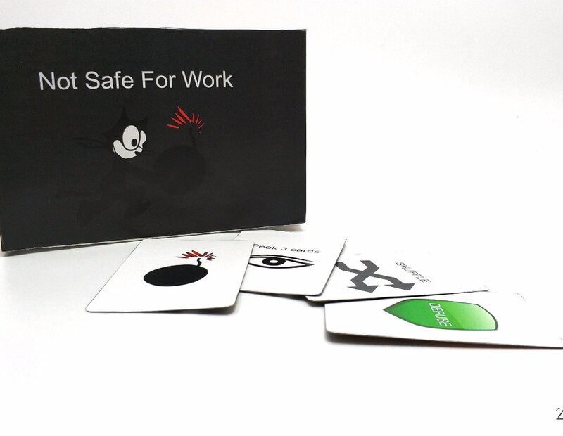 2019 kocięta gra w karty oryginalne wydanie-podstawowe z czerwone pudełko nie bezpieczne wydanie z czarna skrzynka dla home party family fun gra planszowa