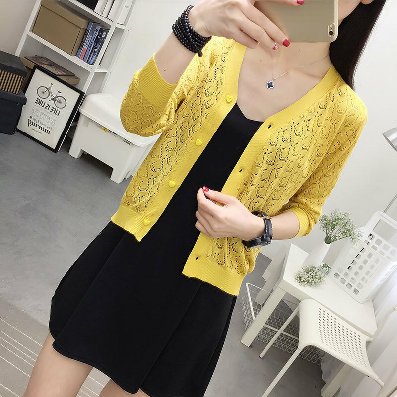 New Fashion 2021 Spring Summer V-neck Hollow Out Knitted Sweater Women's Thin Sunscreen Short Air Conditionin Cardigan