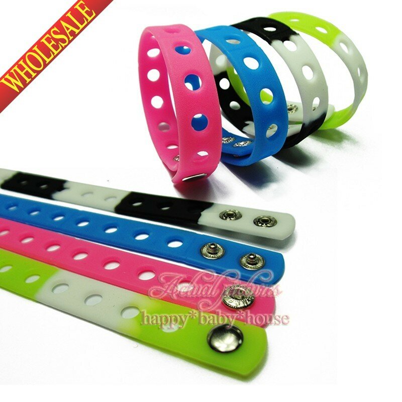 DHL OR EMS 1000PCS Mixed 17 Colors Silicone Wristbands 18CM Soft Bracelets Bands for Shoe Charms Kids Party Gift