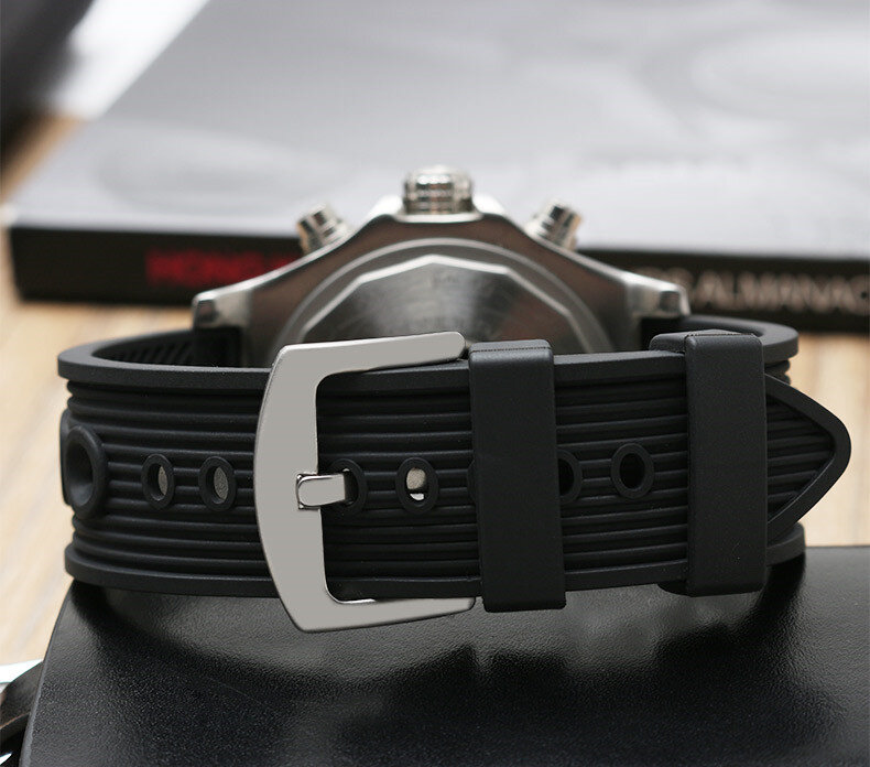 22mm 소프트 실리콘 교체 시계 스트랩 랠리 구멍 경주 시계 밴드 팔찌 스포츠 다이빙 시계 액세서리 mens