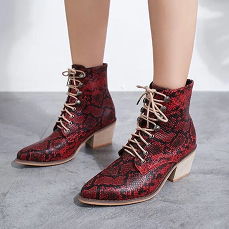 Ho Heave botas de mujer de moda puntiagudas botas de invierno cómodos zapatos de tacón cuadrado con estampado de serpiente para mujer antideslizante martin Boot