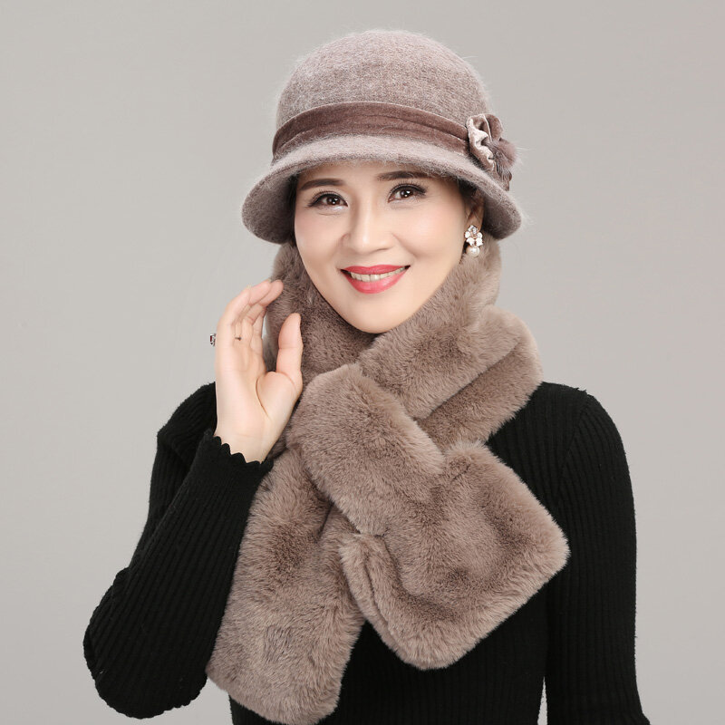 女性の冬の母親の贈り物のための中間の女性の帽子クリスマスの贈り物キャップ女性の屋外の厚いベルベットのスカーフh7171