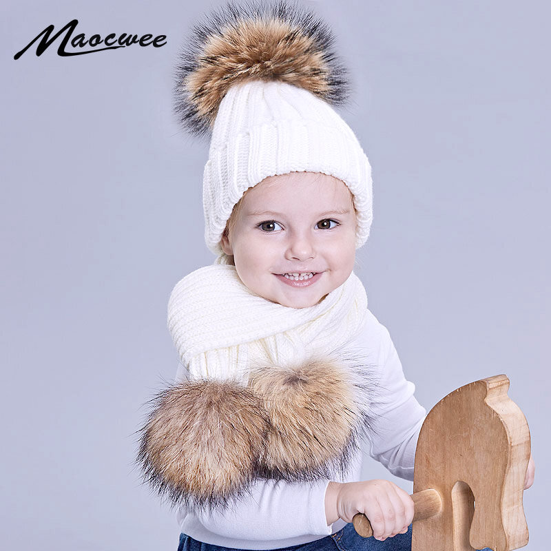 女の子のための生理用帽子とスカーフ,冬のための暖かいニットの自然な毛皮のポンポン,厚い赤ちゃんの骨の帽子