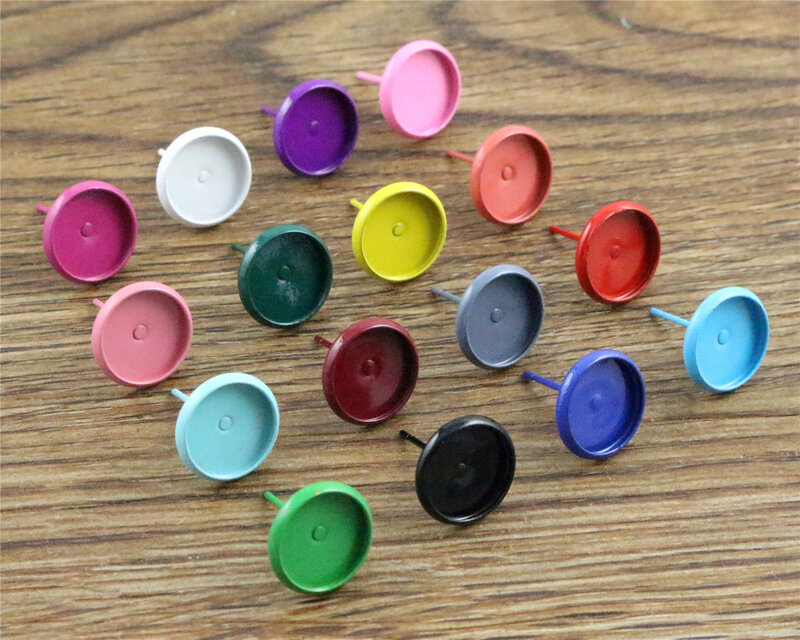 (Nowe kolory), 8mm, 10mm, 12mm, 20 sztuk Multi-kolory kolczyki szpilki, kolczyki puste/podstawa, pasuje do 8-12mm szklane Cabochons, kolczyk ustawienie
