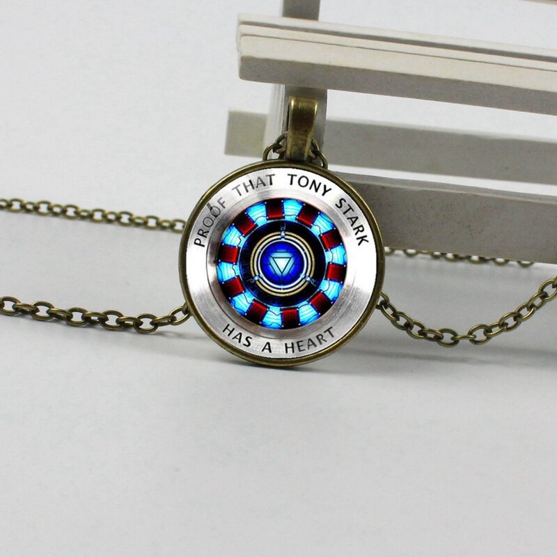 2019 new hot iron man heart crystal glass round pendant gift jewelry necklace
