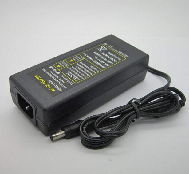 Adattatore convertitore di ingresso AC100V-240V per caricabatterie di alimentazione in uscita DC 12V 6A + cavo per luce LED SMD 5050/3528