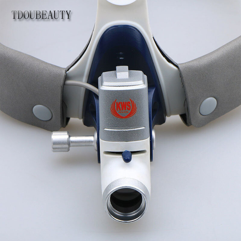 Tdoubeauty Volledig Waterdicht Stofdicht 5W Led Chirurgische Tandheelkundige Head Light Lamp Koplamp KD-205AY-2 (Komende Met 2 Batterijen)